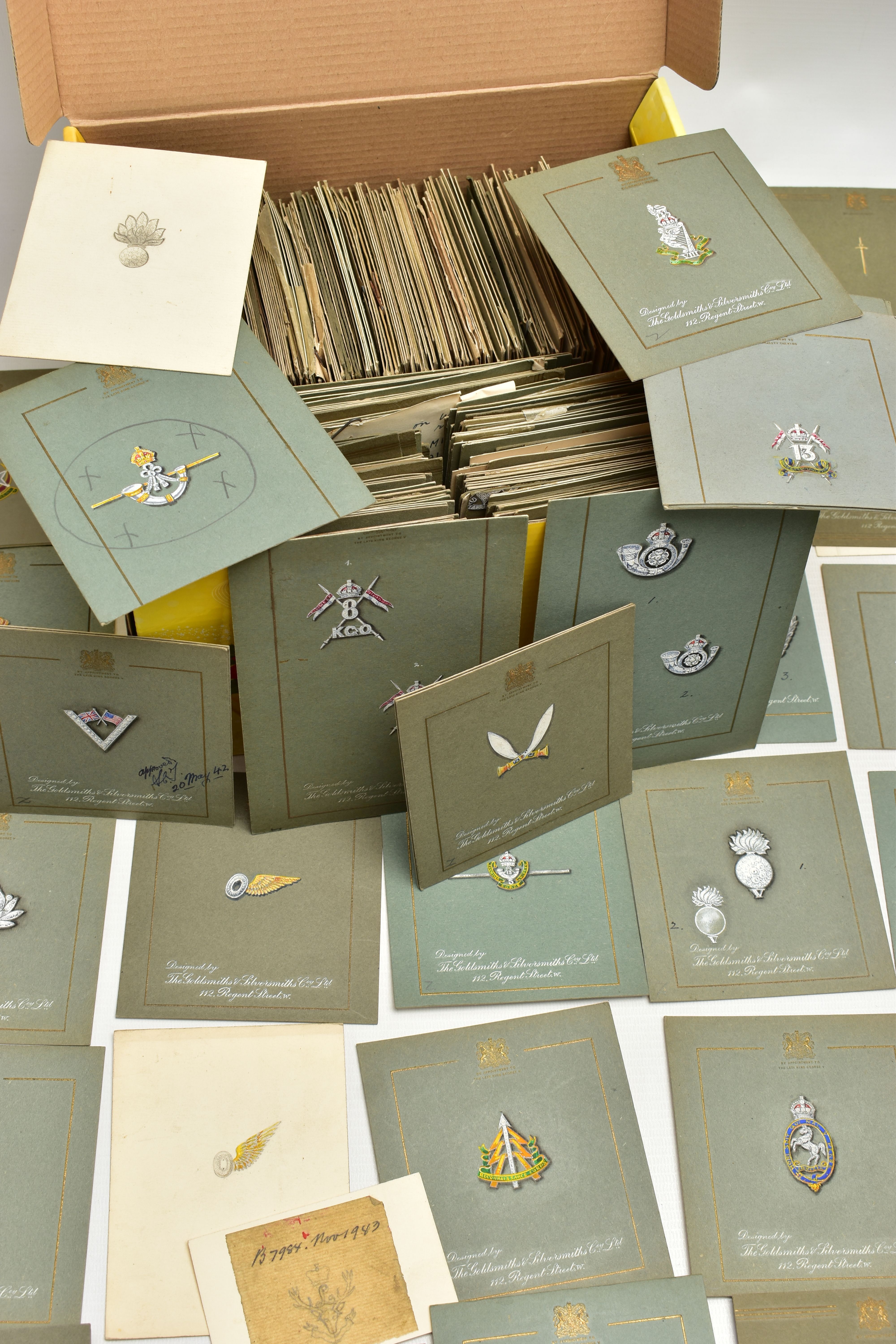 A LARGE COLLECTION OF 'GOLDSMITH & SILVERSMITH CO LTD' EARLY TO MID 20TH CENTURY GOUACHE JEWELLERY - Image 2 of 10