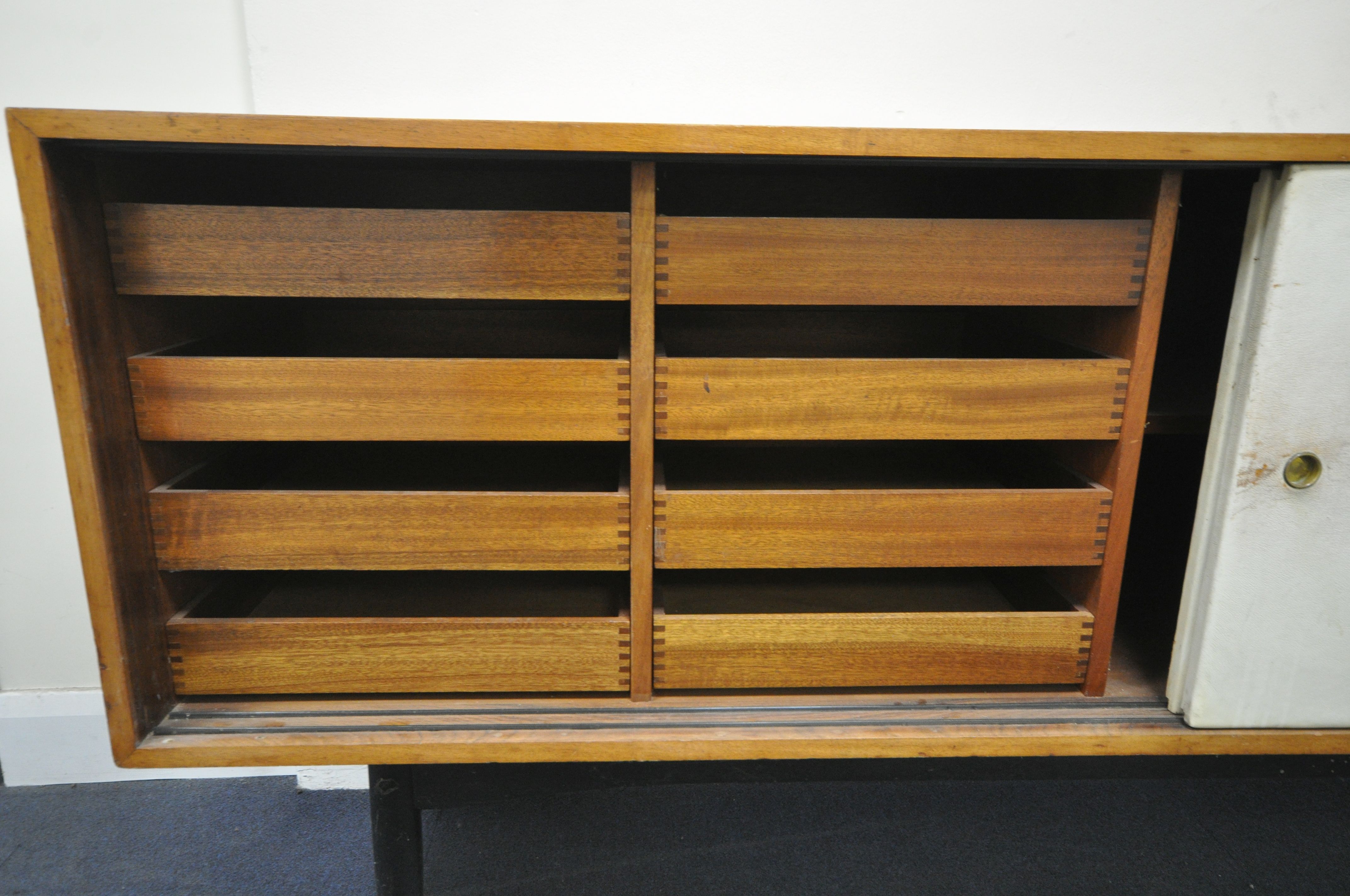 ROBIN DAY (1915-2010) FOR HILLE, A MID-CENTURY ROSEWOOD SIDEBOARD, the double white sliding doors - Image 6 of 8