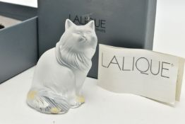 A BOXED LALIQUE HEGGIE CAT, serial number 1179600, modelled as a seated cat, etched mark to base,