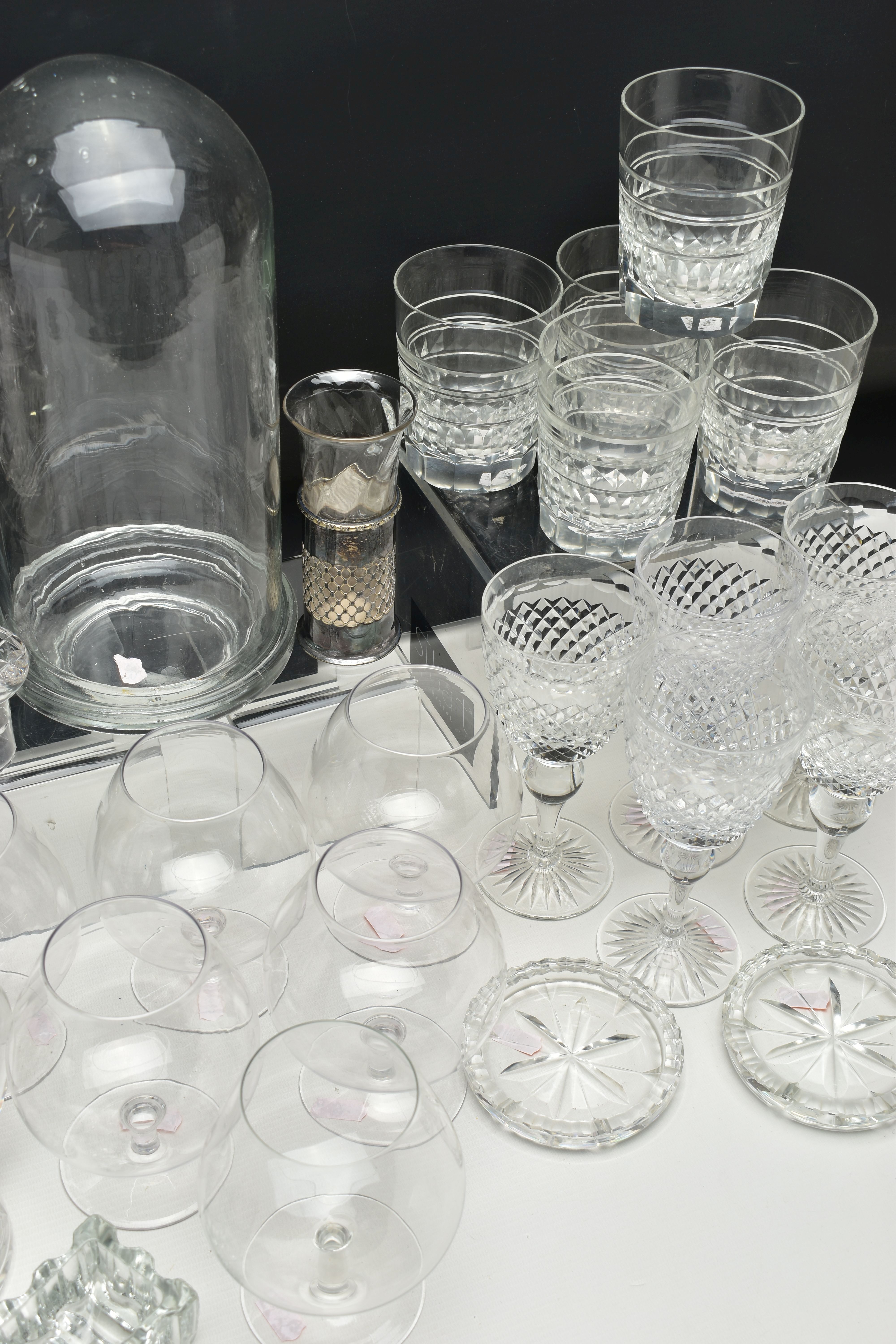 A GROUP OF CUT CRYSTAL AND GLASSWARE, comprising five cut crystal whisky glasses, five cut crystal - Image 8 of 18