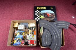 A BOXED SCALEXTRIC GRAND PRIX SERIES MODEL MOTOR RACING SET, No.G.P.3, with one correct car (Cooper,