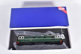 A BOXED HELJAN O GAUGE CLASS 33 LOCOMOTIVE, B.R. green livery (3390), looks to have hardly ever been