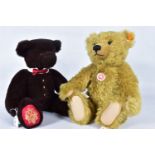 AN UNBOXED STEIFF CLASSIC MOHAIR TEDDY BEAR, No.004810, golden plush replica bear with button and