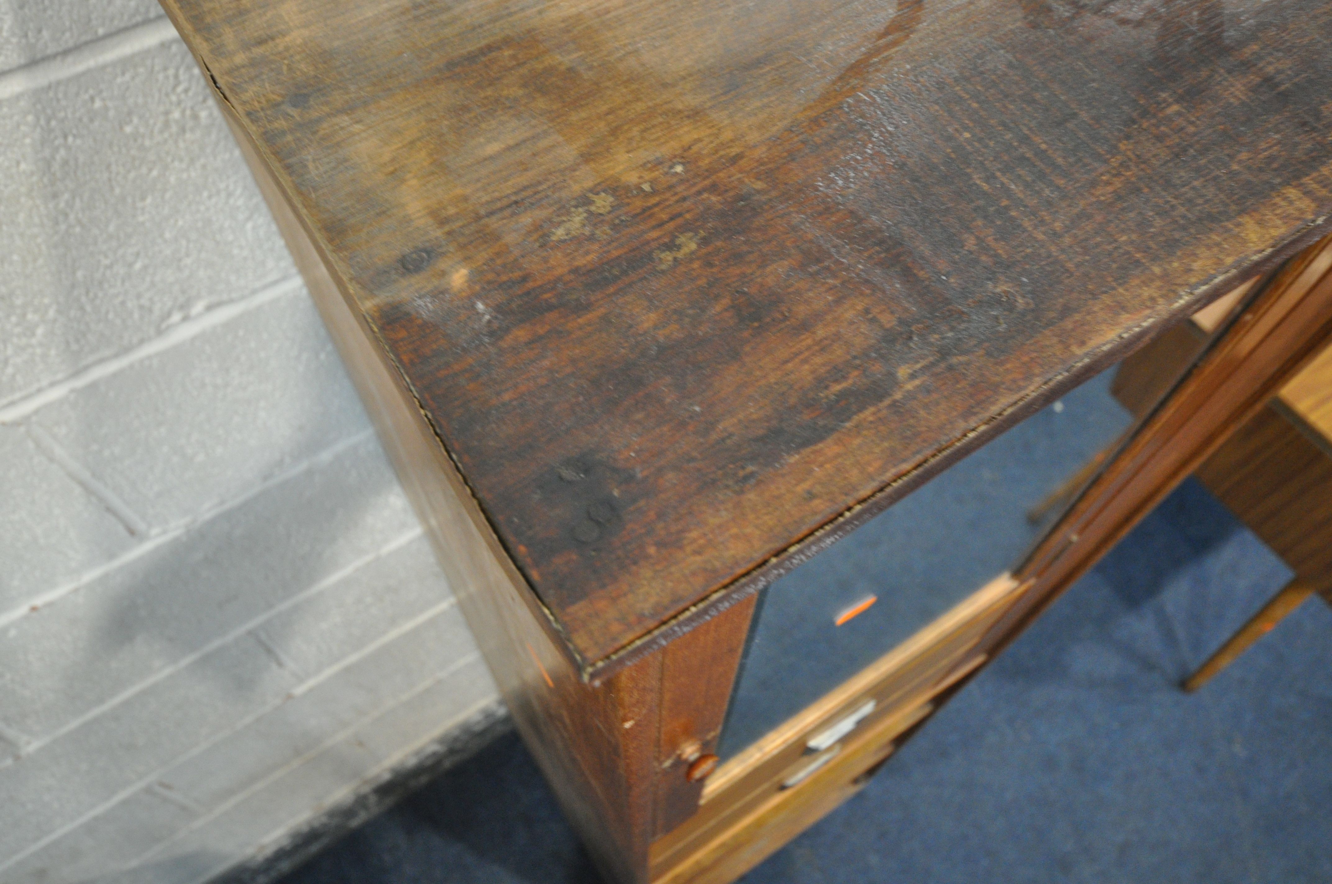 A 20TH CENTURY OAK CABINET, with a single bevelled mirror door, above two drawers and two shelves, - Image 4 of 5