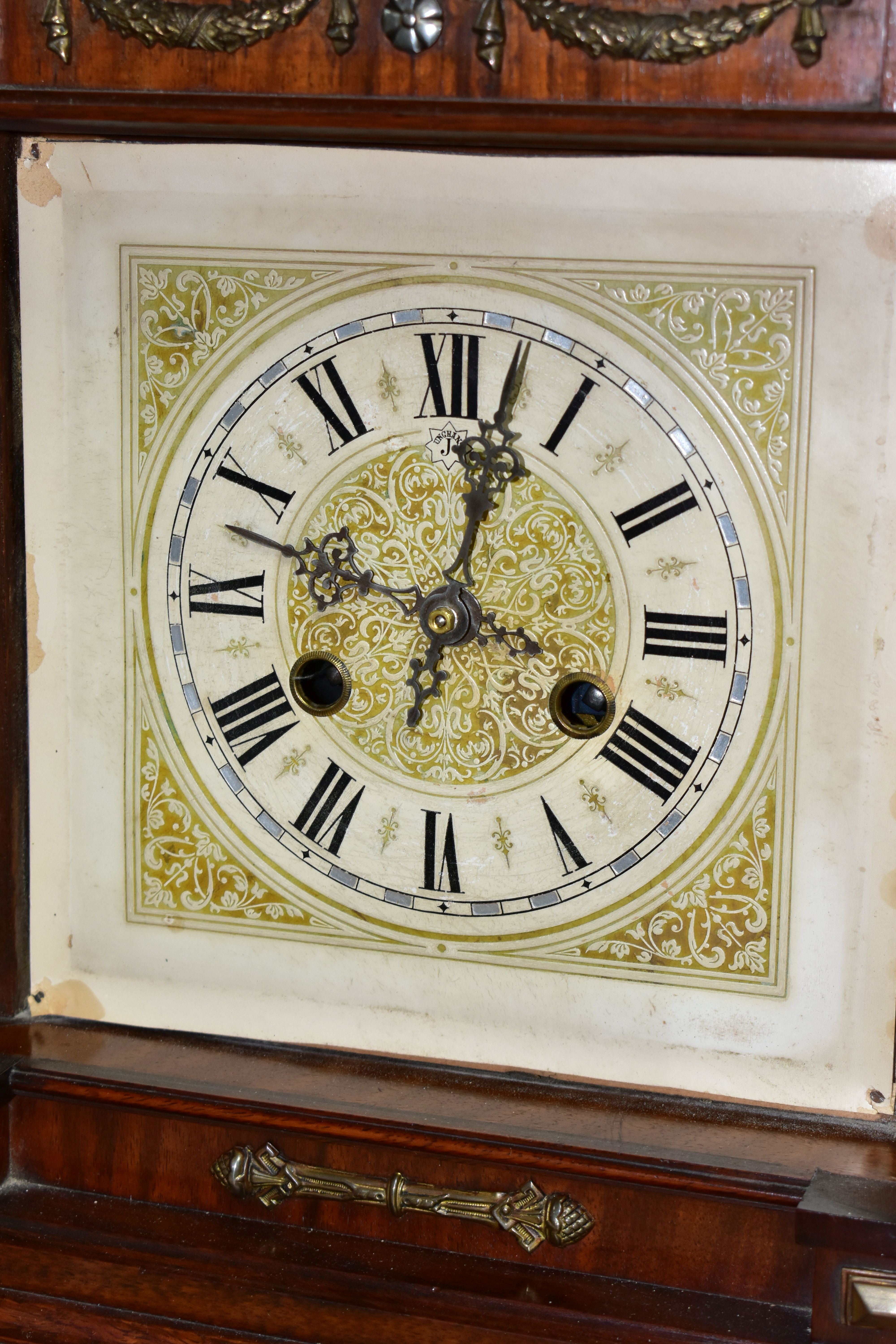 TWO ANTIQUE CLOCKS, comprising a black slate and marble mantel clock, with white enamel dial bearing - Image 7 of 7