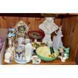 A QUANTITY OF ASSORTED CERAMICS, comprising a cream floral Clarice Cliff designed dish for Newport