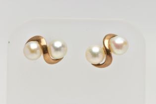 A PAIR OF 9CT CULTURED PEARL EARRINGS AND YELLOW METAL, two white cultured pearls set within a