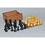 A BOXED WOODEN ORIGINAL CHESS SET, all pieces present, no obvious damage (1)