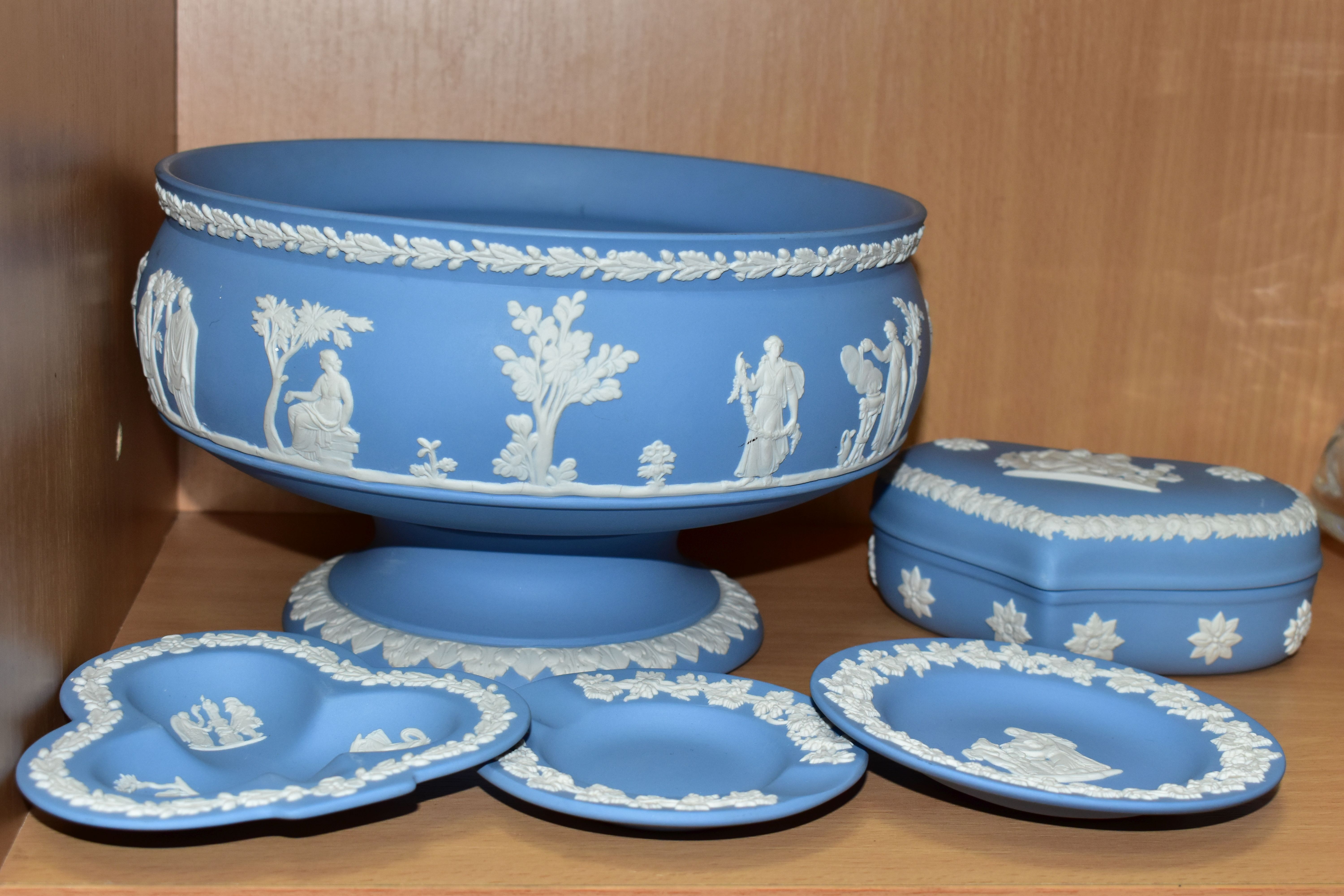 FIVE PIECES OF WEDGWOOD PALE BLUE JASPERWARE, to include a pedestal fruit bowl, diameter of rim 20. - Image 2 of 6