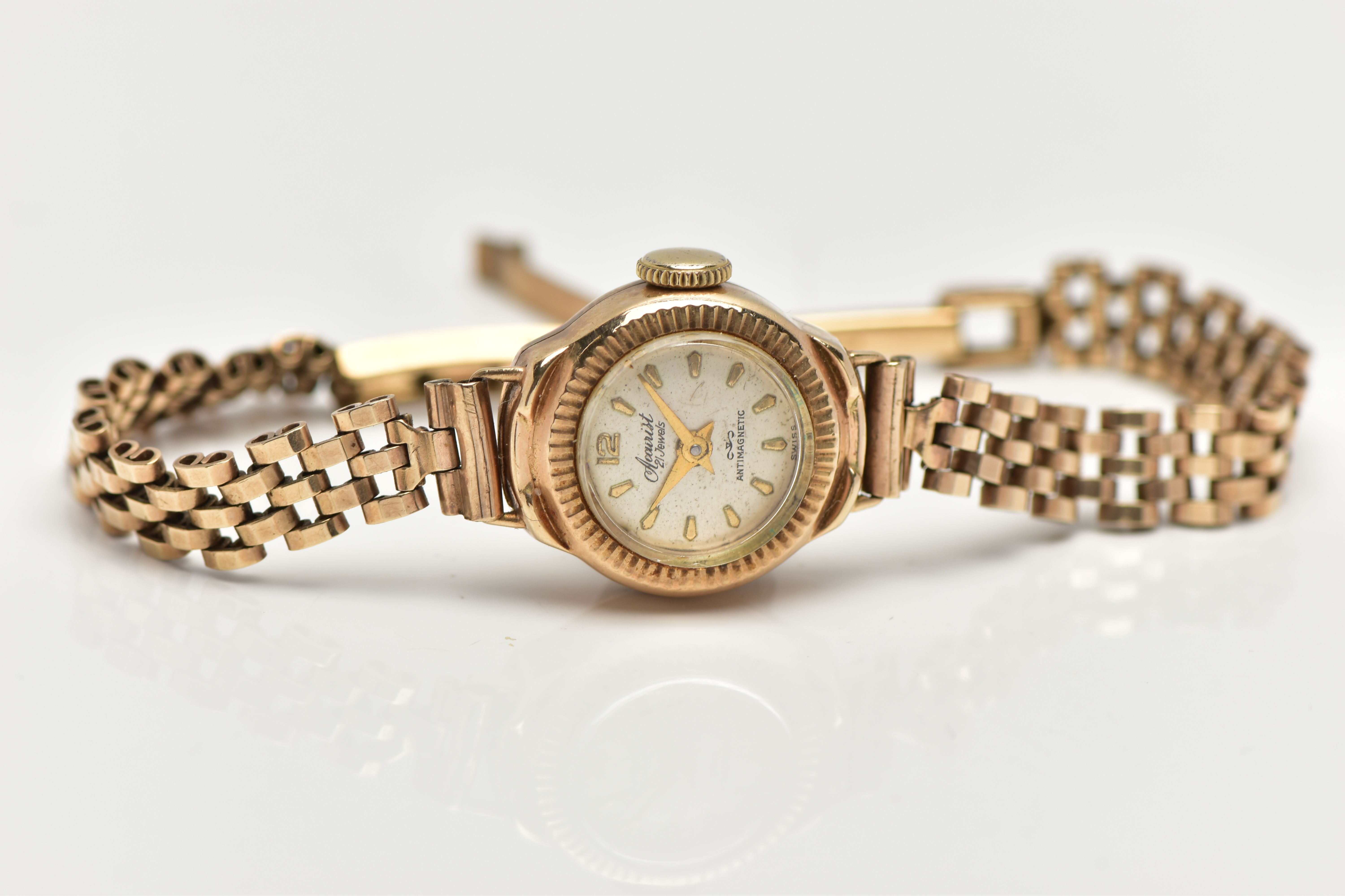 A LADIES 9CT GOLD 'ACCURIST' WRISTWATCH, manual wind, round silver dial signed 'Accurist, 21 jewels, - Image 4 of 6