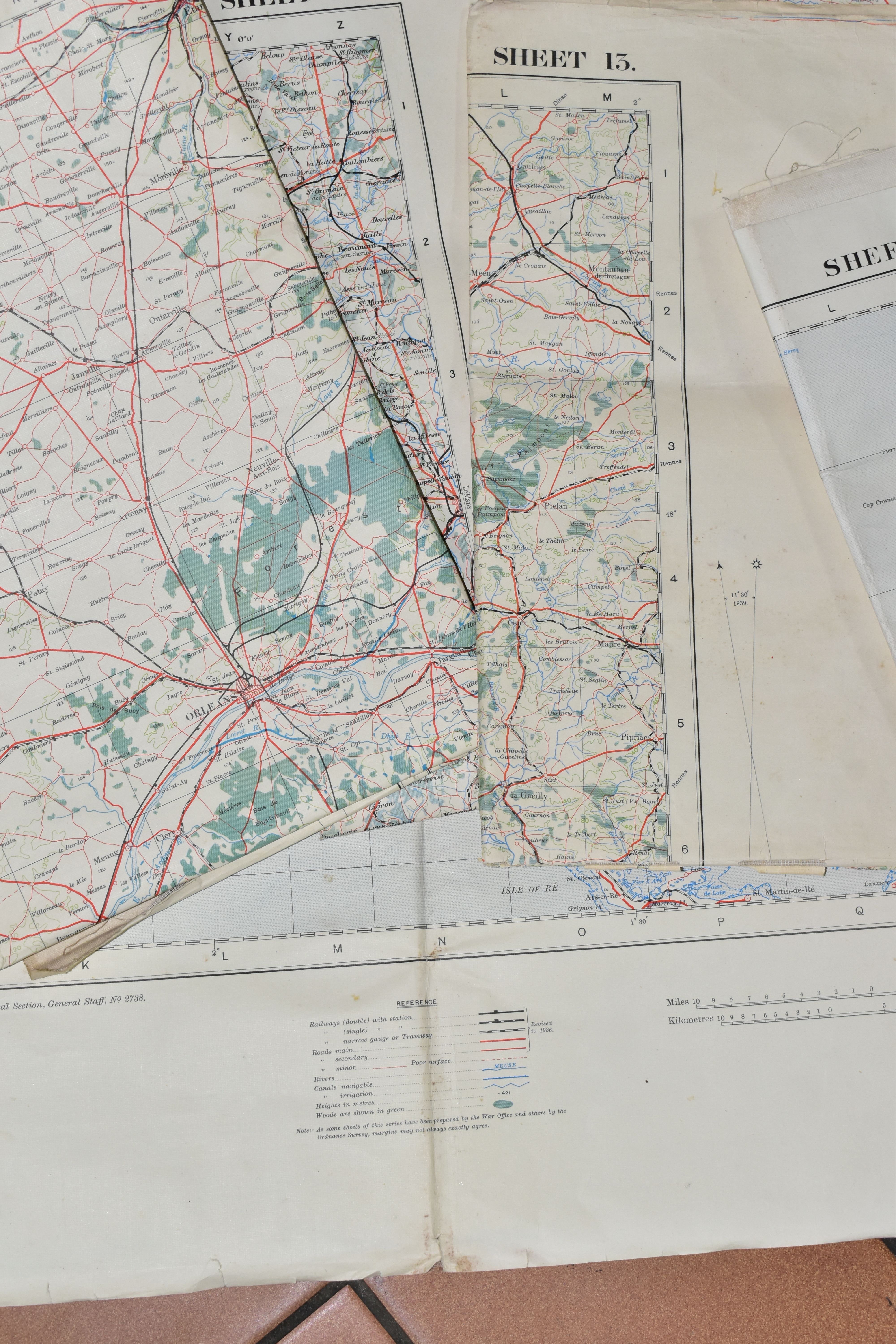 NINE 1-250,000 SCALE ORDNANCE SURVEY MAPS OF FRANCE DATED 1938, comprising sheets 3a, 7, 7a & 13a, - Image 3 of 4