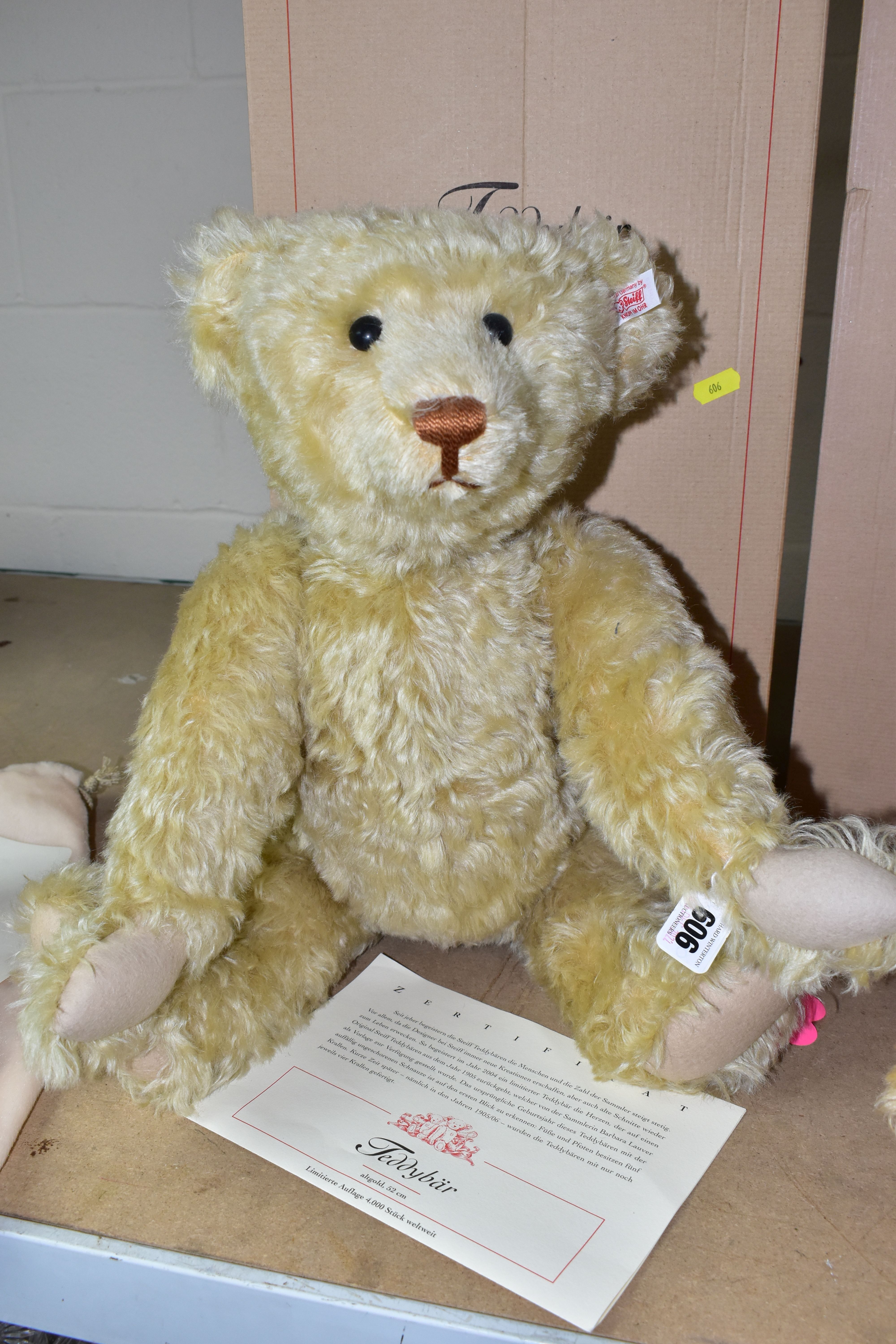 STEIFF, AN 'OLD GOLD' LIMITED EDITION TEDDY BEAR, the jointed body covered with a light mohair