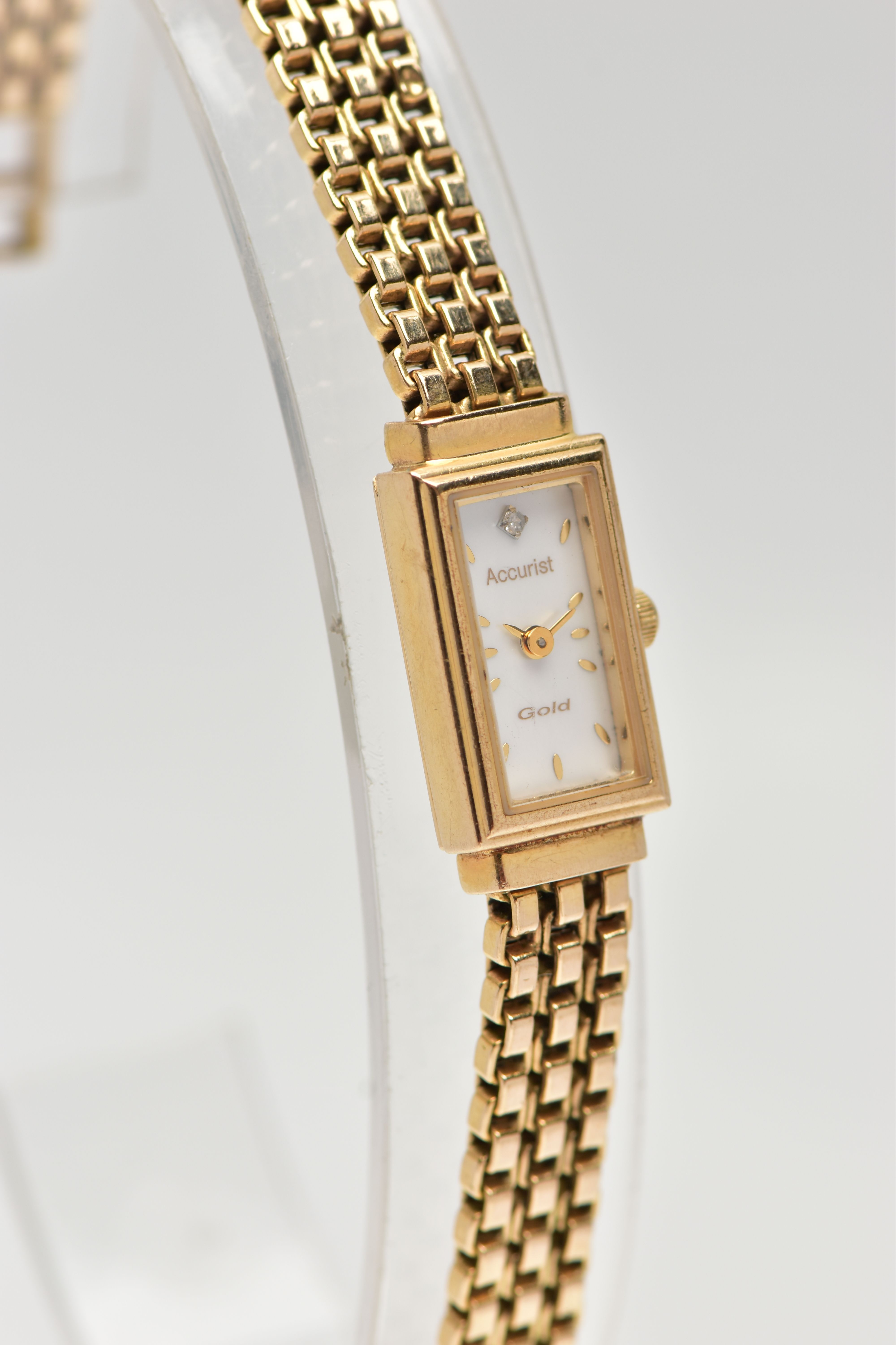 A 9CT GOLD 'ACCURIST' WRISTWATCH, quartz movement, rectangular mother of pearl dial, signed ' - Image 2 of 6