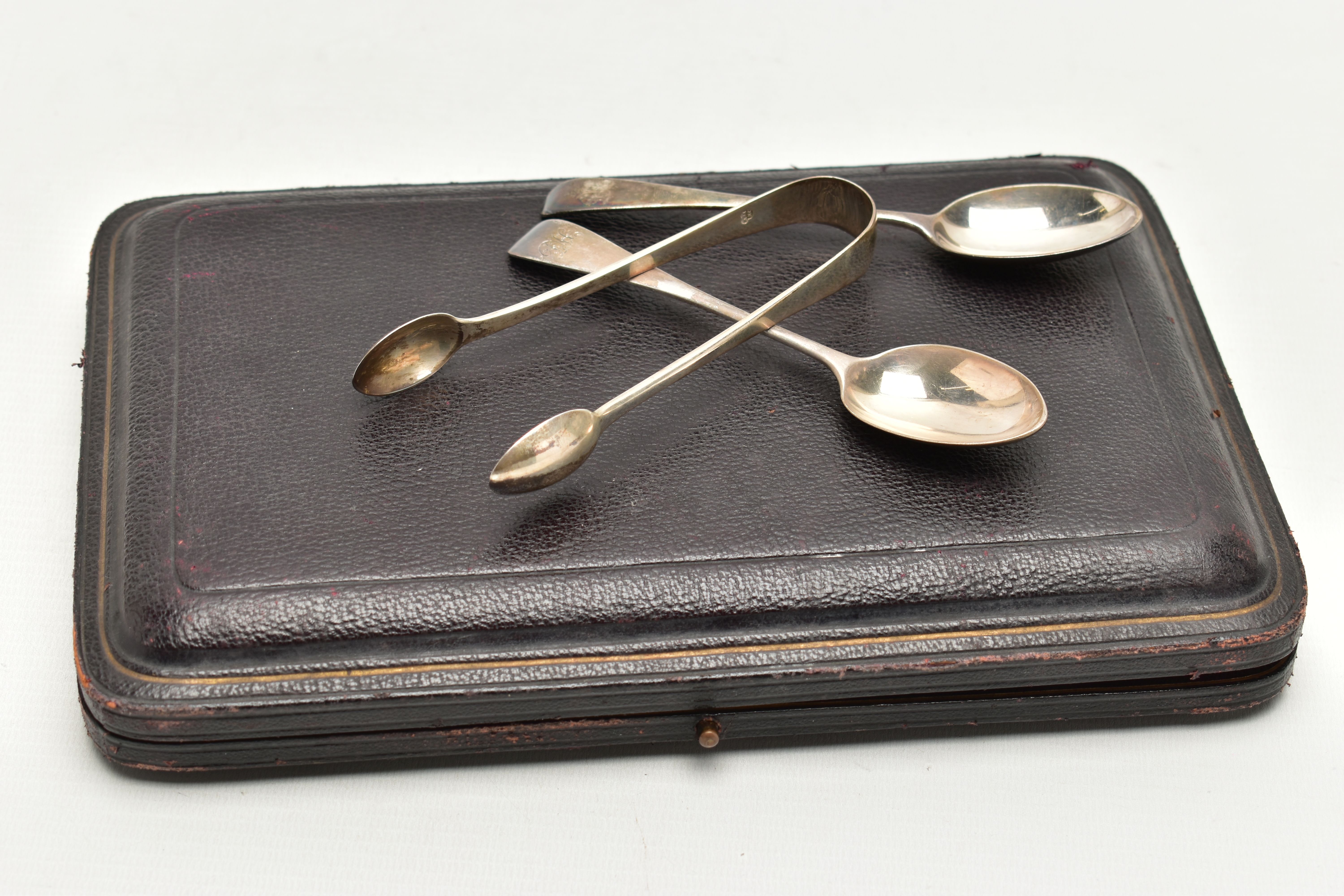 A VICTORIAN CASED SET OF SILVER TEASPOONS, six old English pattern teaspoons with monogram - Image 4 of 4