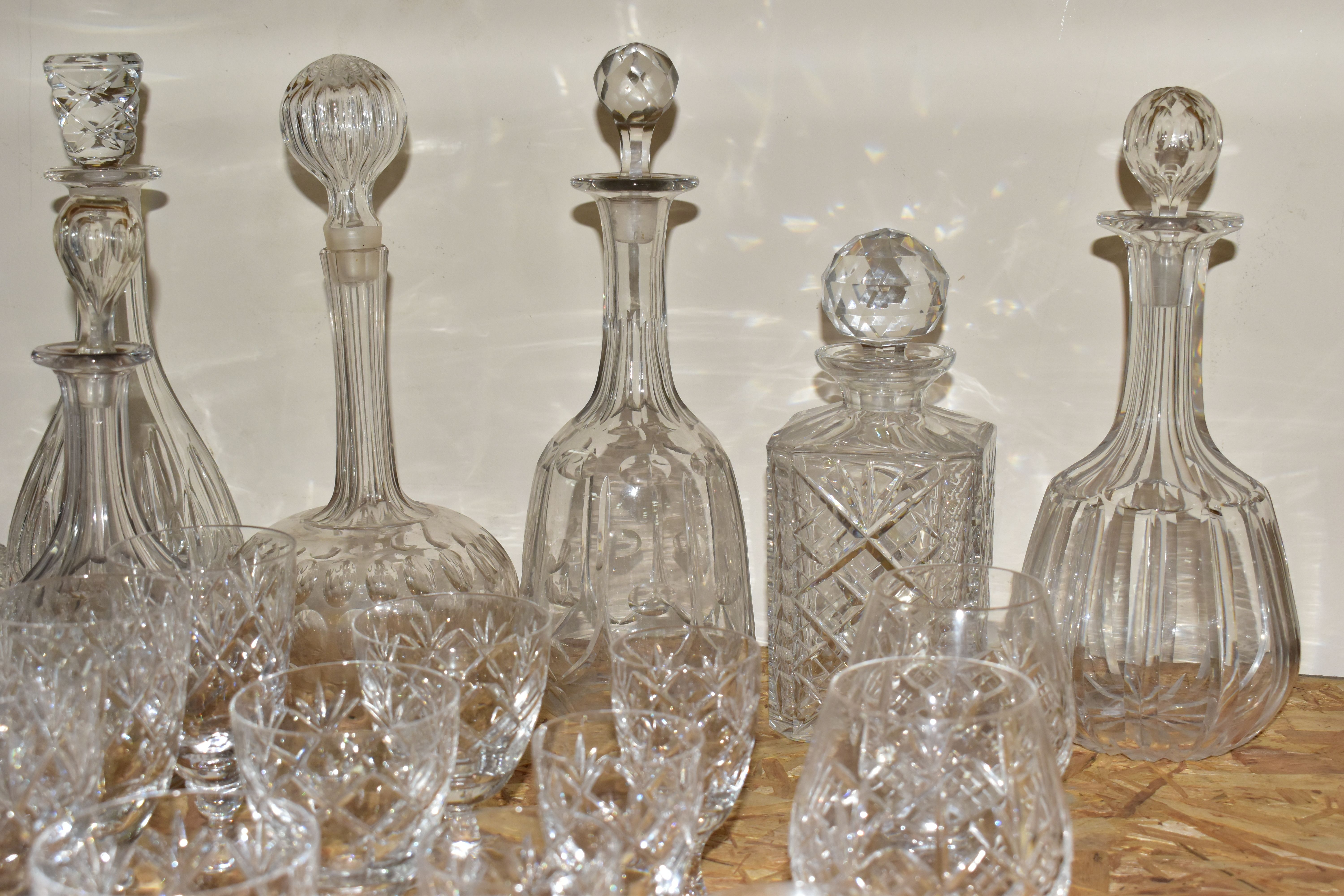 A QUANTITY OF CUT CRYSTAL, comprising a set of six Waterford 'Lismore' Crystal tumblers, a water - Image 6 of 11