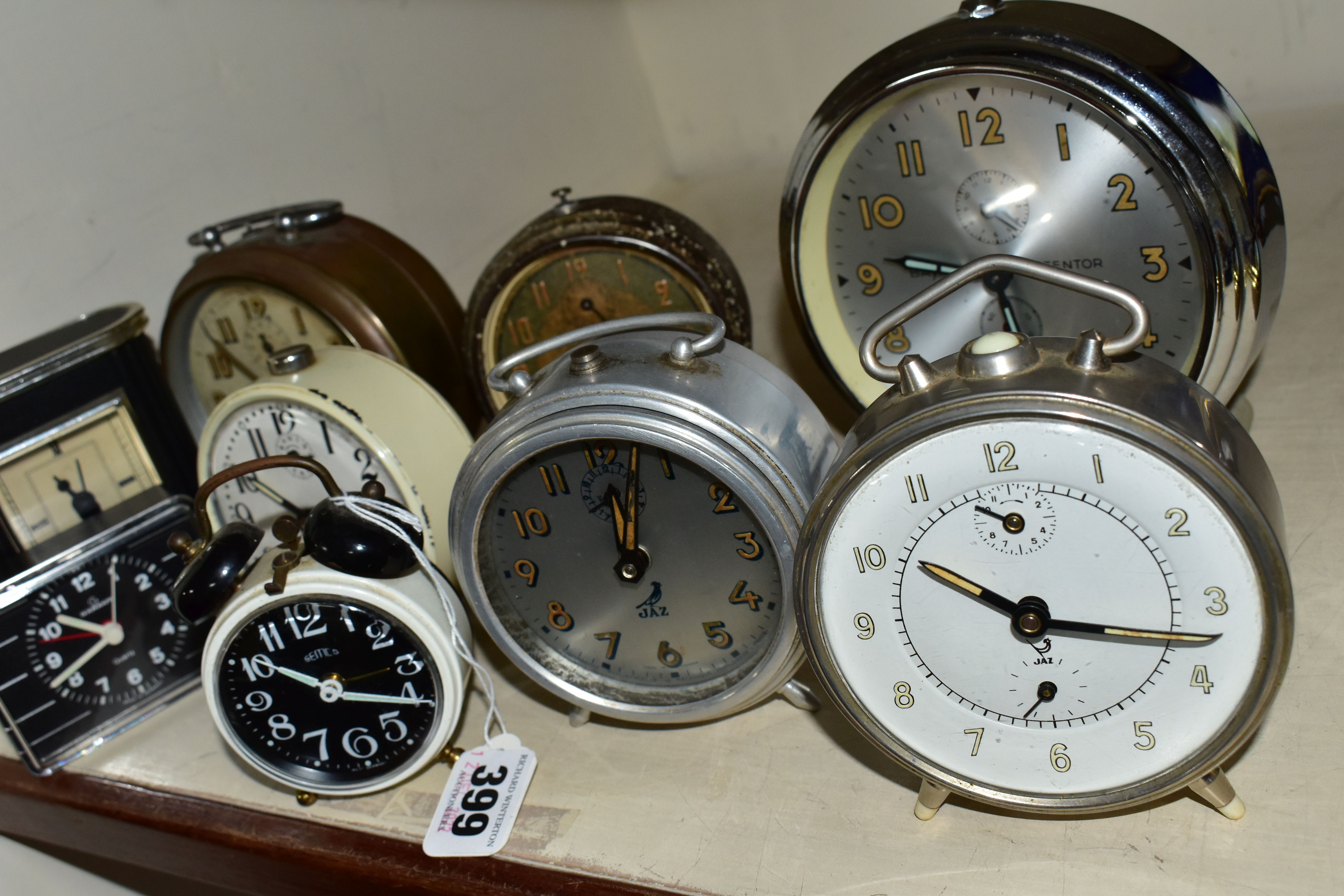 A COLLECTION OF NINE VINTAGE BEDSIDE ALARM CLOCKS, comprising three Jaz French alarm clocks, an - Image 3 of 5