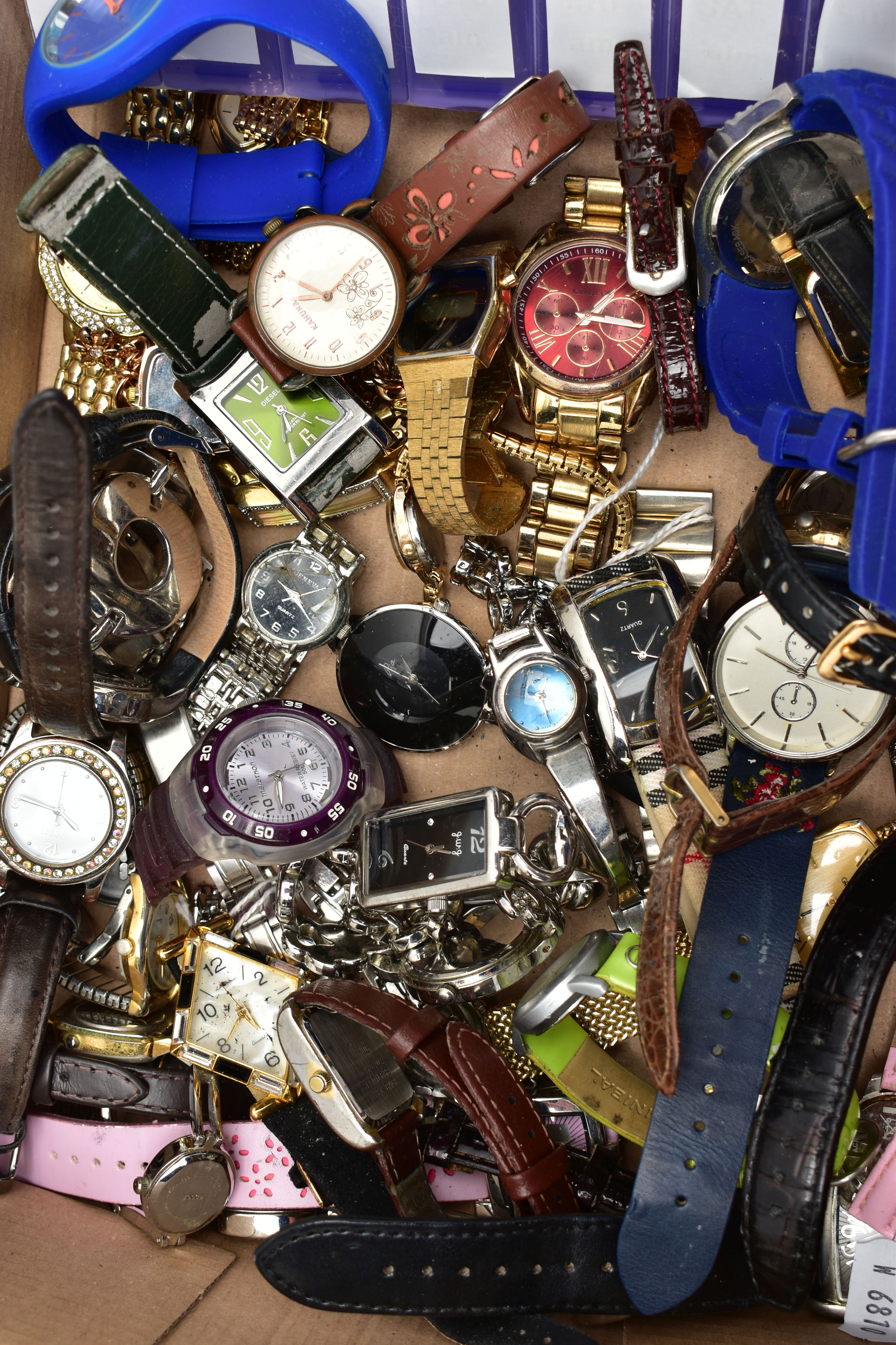 A BOX OF ASSORTED WRISTWATCHES, WATCH BATTERIES ETC, various ladies and gents wristwatches, some - Image 2 of 2