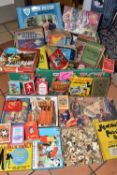A QUANTITY OF ASSORTED VINTAGE JIGSAWS, GAMES, CARD GAMES AND PUZZLES, to include a Walt Disney Snow