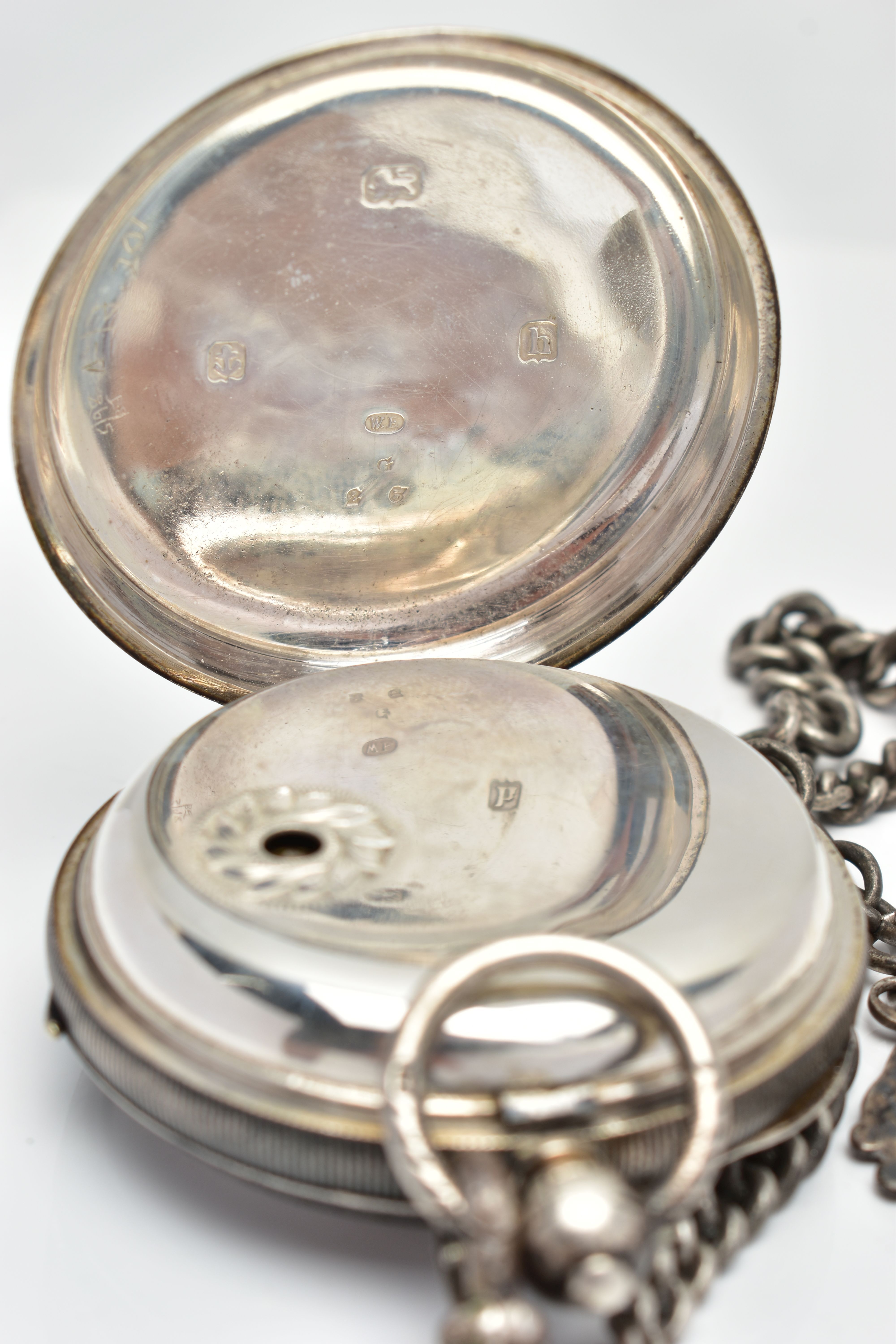 AN EARLY 20TH CENTURY OPEN FACE POCKET WATCH AND ALBERT CHAIN, the key wound pocket watch with a - Image 5 of 8
