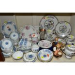 A GROUP OF COALPORT 'REVELRY' PATTERN PART DINNER WARES TOGETHER WITH WEDGWOOD 'KUTANI CRANE'