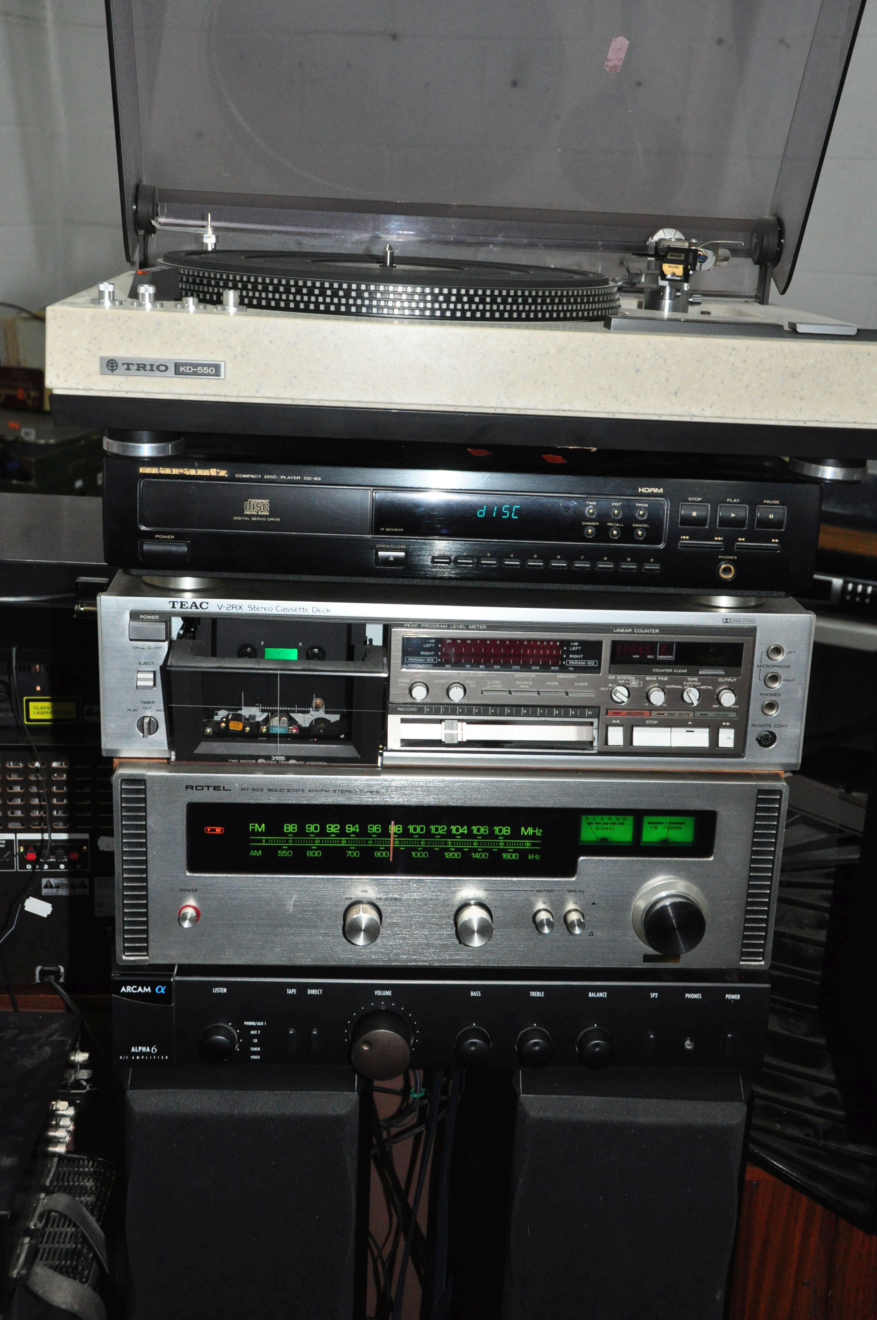 A MIXED COMPONANT HI FI comprising of a vintage Rotel RT622 Tuner, an Arcam Alpha 6 Amplifier, a - Image 2 of 4