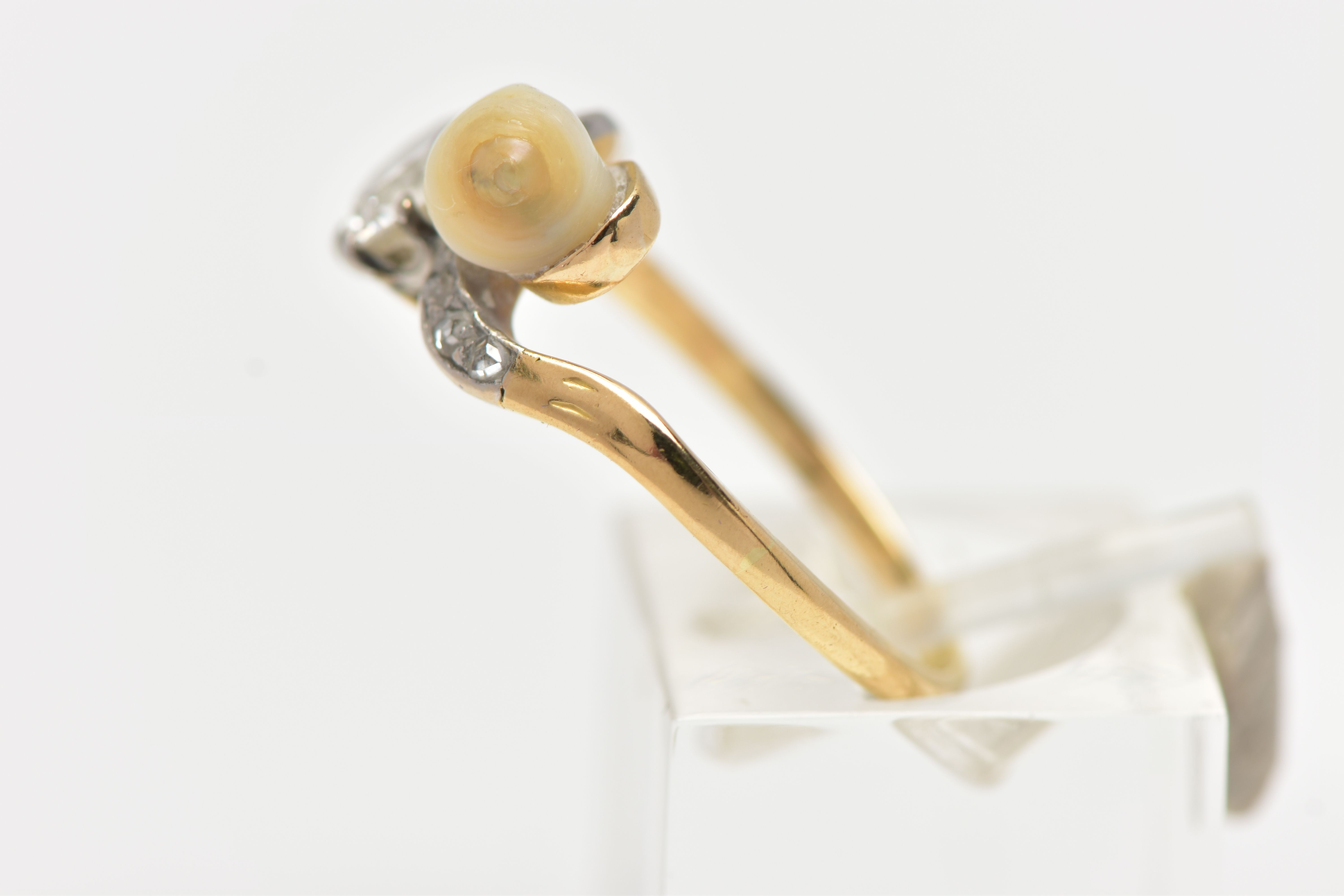 AN EARLY 20TH CENTURY 18CT GOLD DIAMOND AND PEARL DRESS RING, of crossover design, set with an early - Image 3 of 8