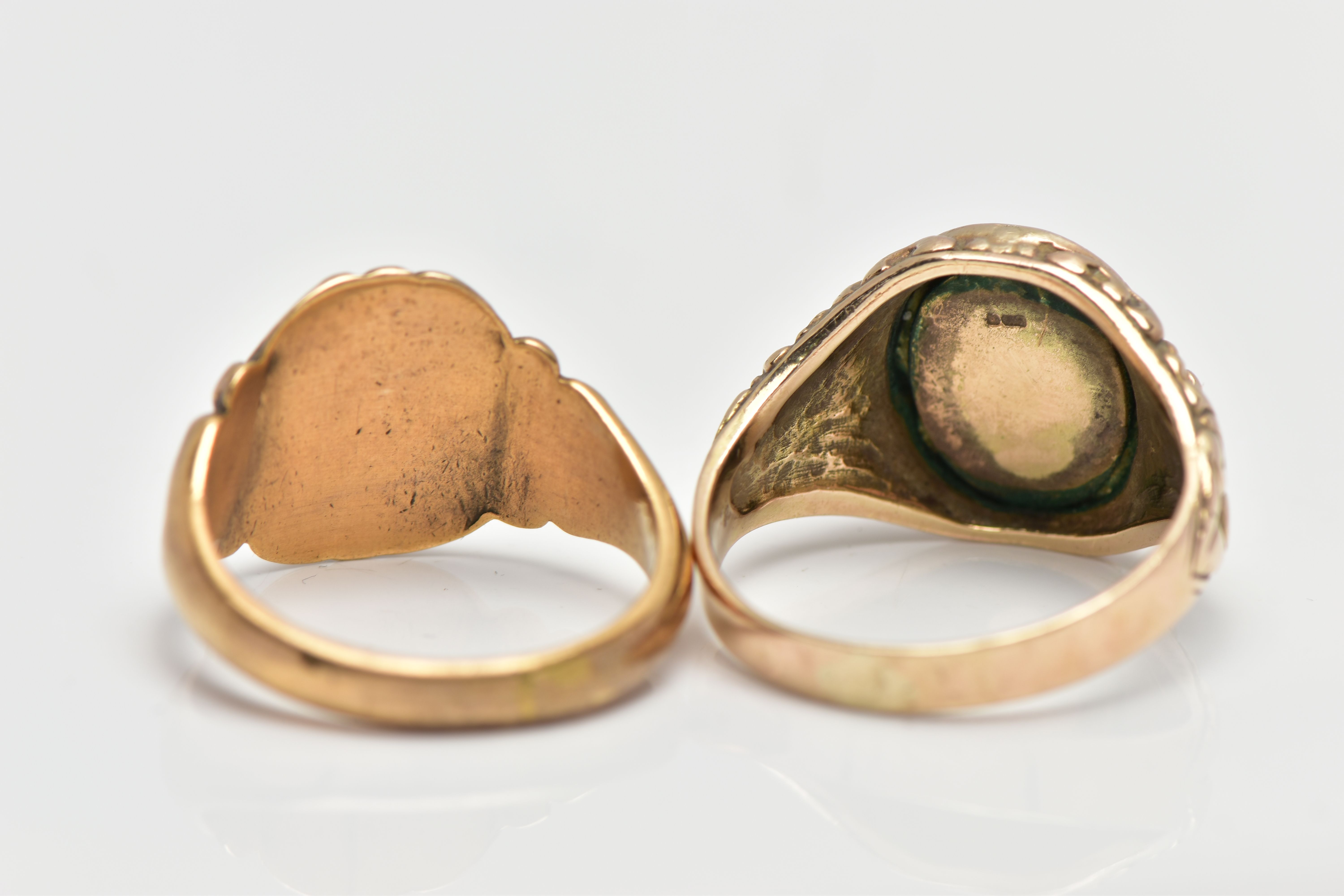 TWO MASONIC SIGNET RINGS, to include a 9ct yellow gold Masonic signet ring with scroll embossed - Image 4 of 4