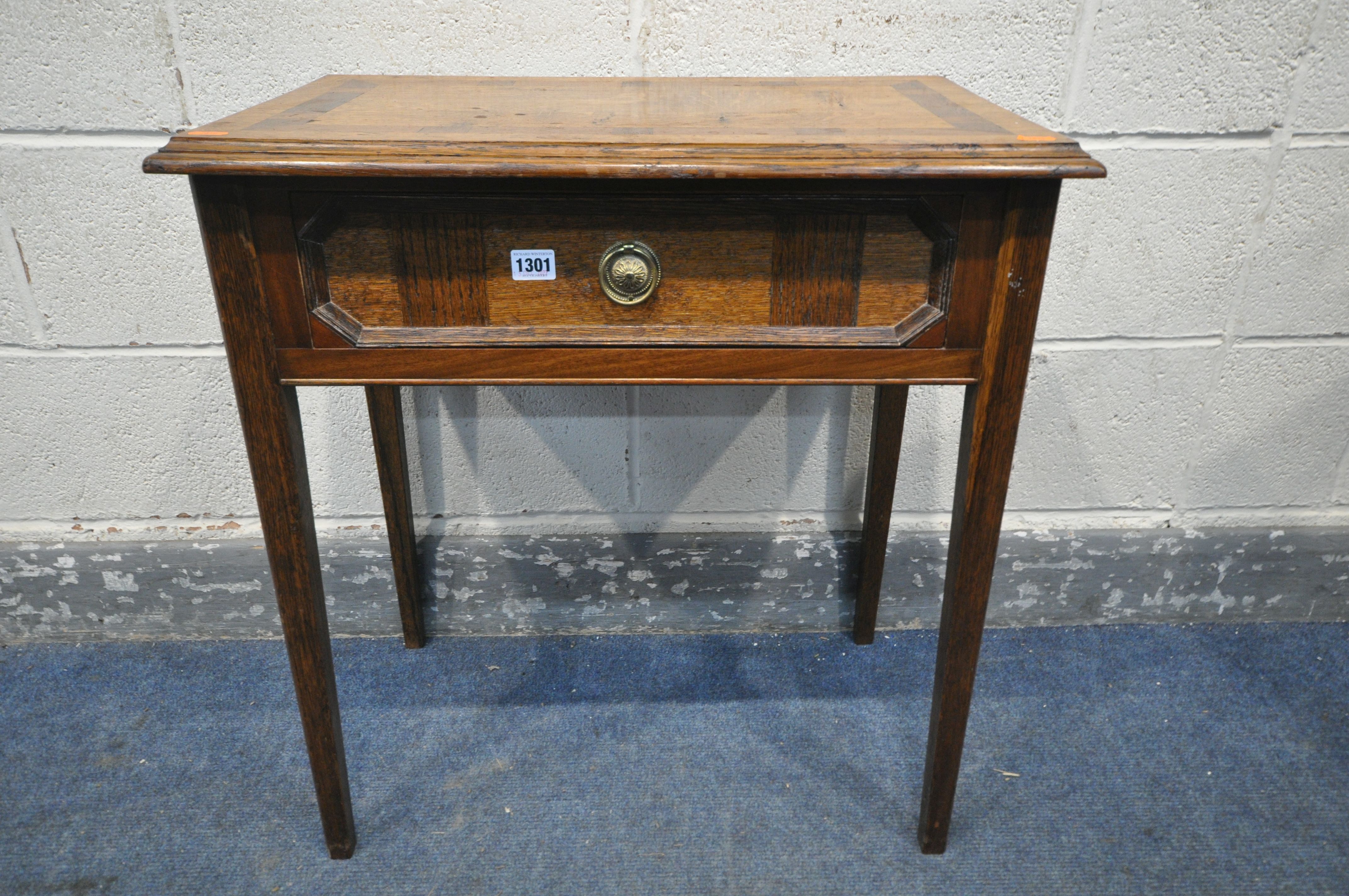 A REPRODUCTION OAK SIDE TABLE, with a single drawer, on square tapered legs, length 64cm x depth - Image 2 of 3