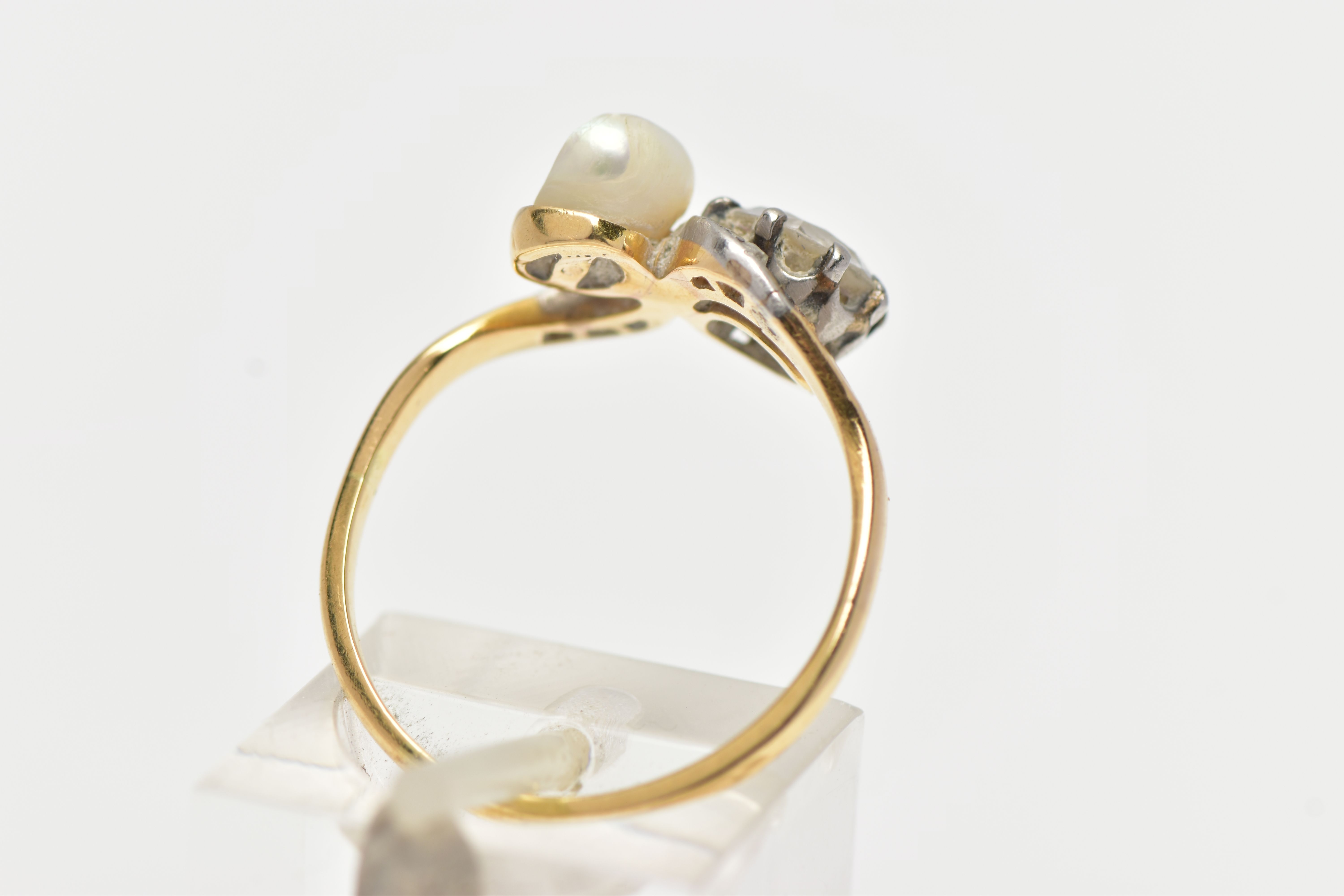 AN EARLY 20TH CENTURY 18CT GOLD DIAMOND AND PEARL DRESS RING, of crossover design, set with an early - Image 4 of 8