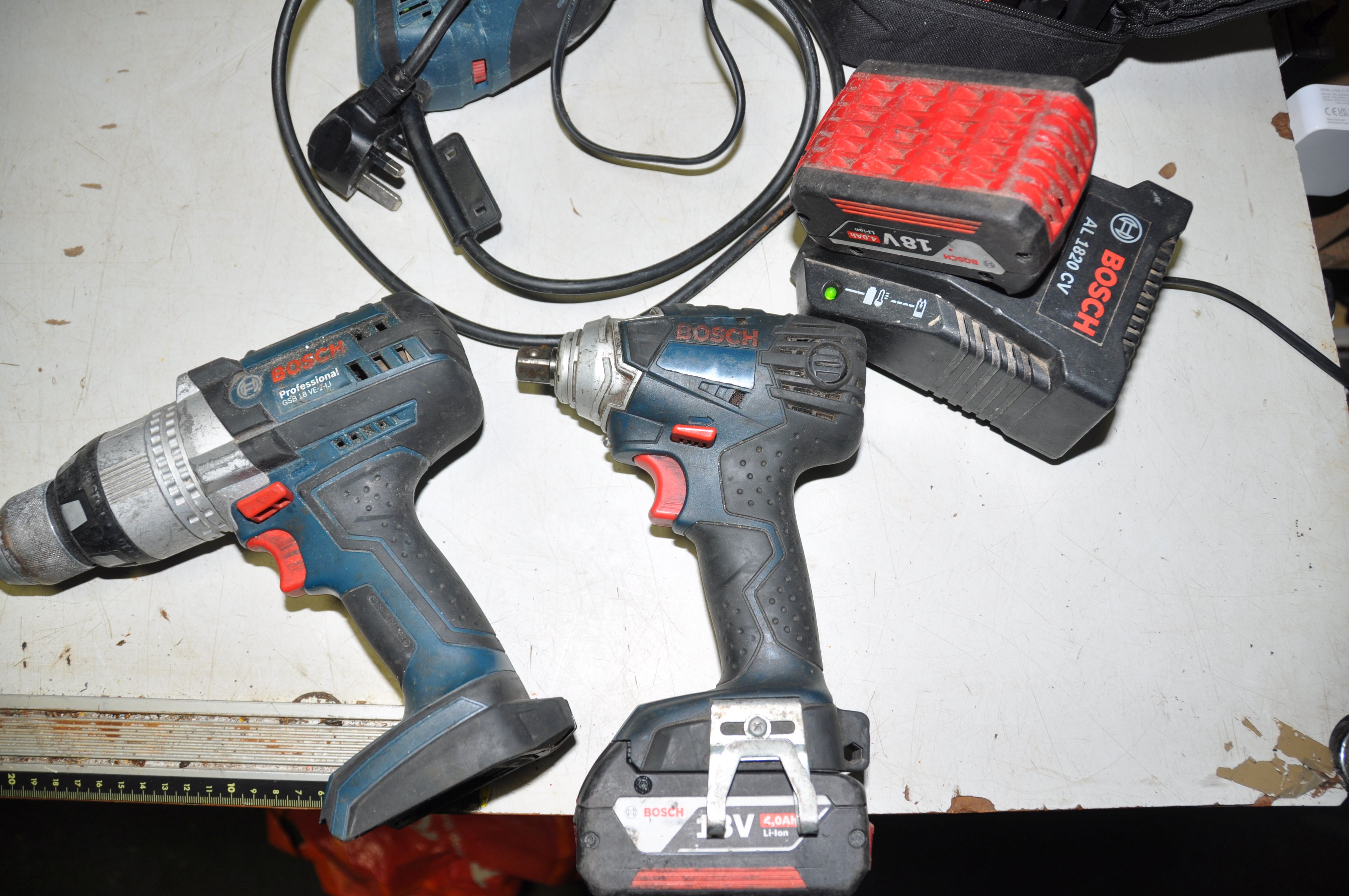 A BOSCH GSB18VE-2-LI 18V DRILL, a Bosch 18v Impact driver, two batteries and charger, a Ring Battery - Image 3 of 3