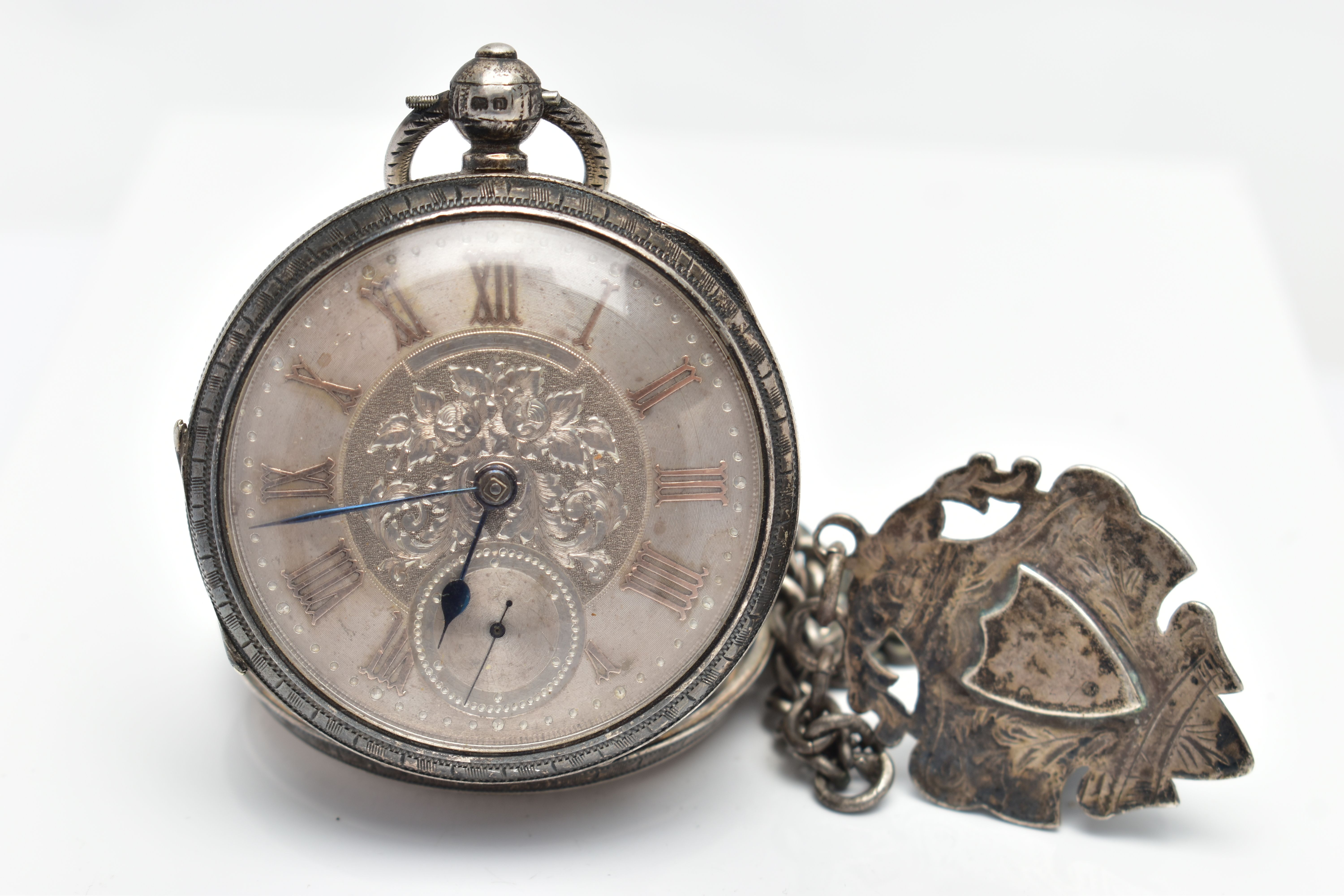 AN EARLY 20TH CENTURY OPEN FACE POCKET WATCH AND ALBERT CHAIN, the key wound pocket watch with a