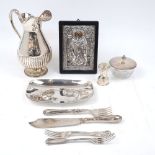 A mixed group of silver and silver plate comprising: a pair of silver fish servers, Sheffield, 1946,