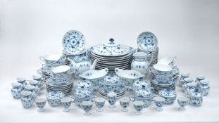 A Royal Copenhagen part dinner service, late 20th century, in Blue Onion pattern, comprising: nine