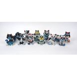 A quantity of Lorna Bailey pottery cats, 20th century and later