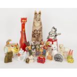 A collection of ceramics salts and pepper shakers modelled as cats, tallest 33.5cm, together with