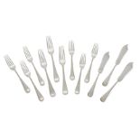 A group of Roberts & Belk bead pattern flatware, Sheffield, 1960, comprising: four table forks; four