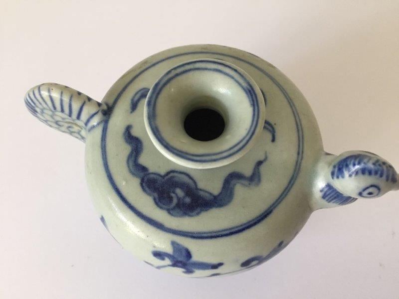 Two Chinese porcelain blue and white teapots, 20th century, one painted with flowering lotus blossom - Image 8 of 9