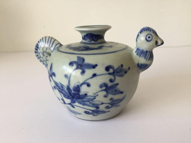 Two Chinese porcelain blue and white teapots, 20th century, one painted with flowering lotus blossom - Image 7 of 9