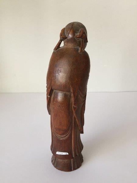 A pair of Chinese carved bamboo figures, early 19th century, one carved Shoulao holding a large - Image 6 of 7