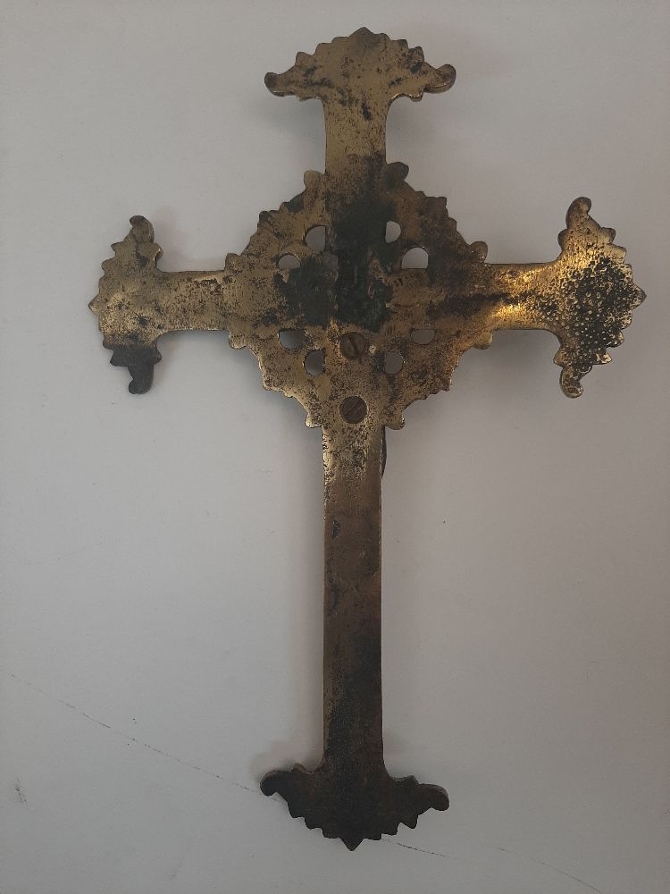 A quantity of crucifixes, early 20th century and later, to include brass, wood, silver plate and - Image 3 of 13