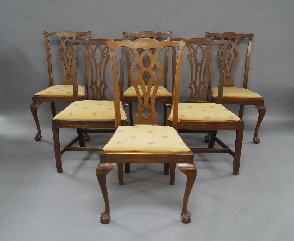 A George III and later mahogany D-end dining table, raised on tapered legs and spade feet, 74cm - Image 2 of 2