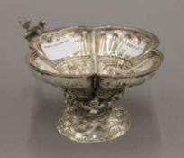 An antique Continental silver wine cup. 17.5 cm long. 337.4 grammes.