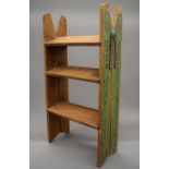 A set of stepladders. 87 cm high.