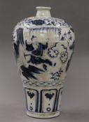 A Chinese blue and white porcelain vase. 34 cm high.