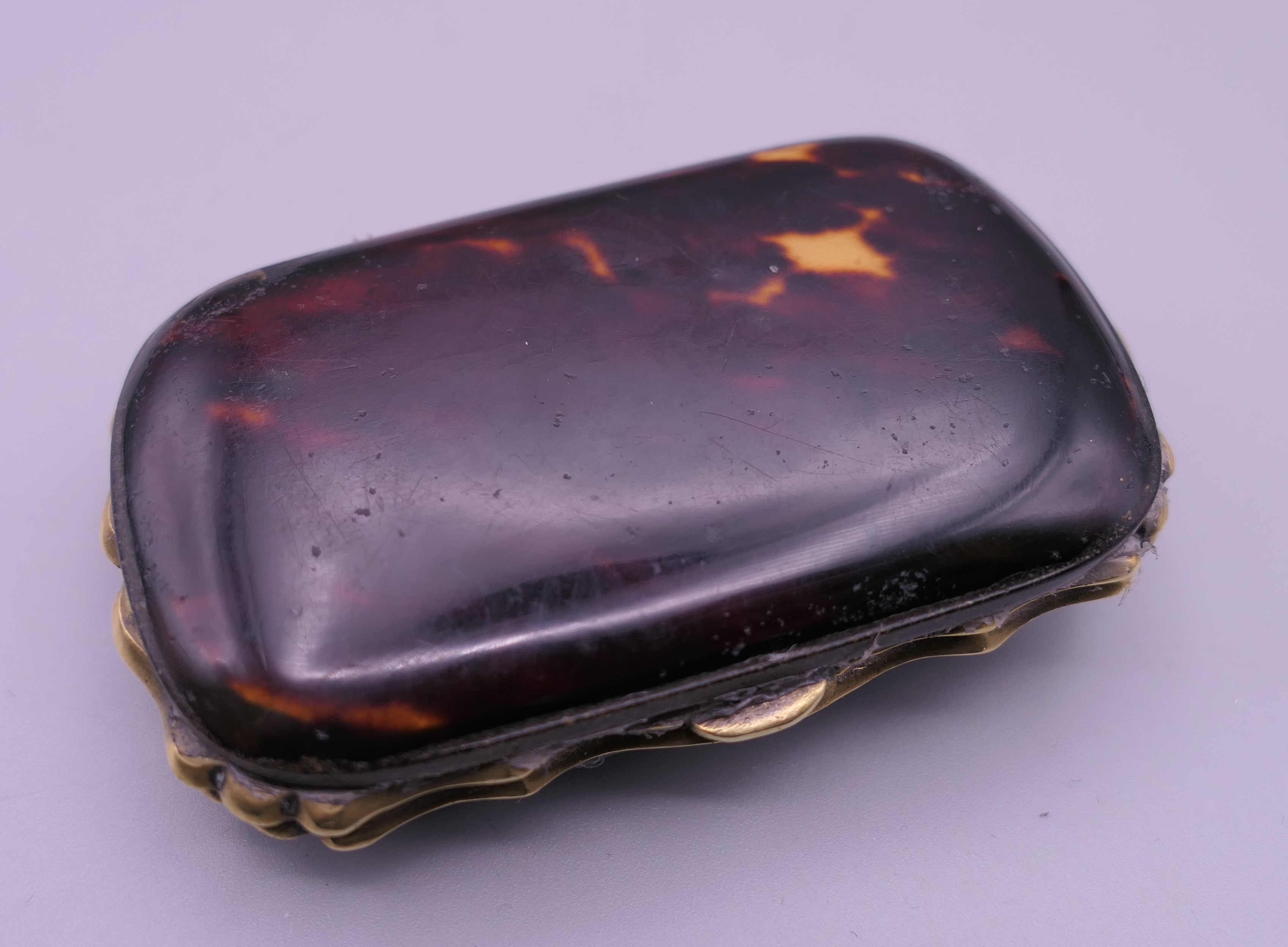 A Victorian silver and tortoiseshell purse lined with silk. 7.5 cm wide. - Image 3 of 4