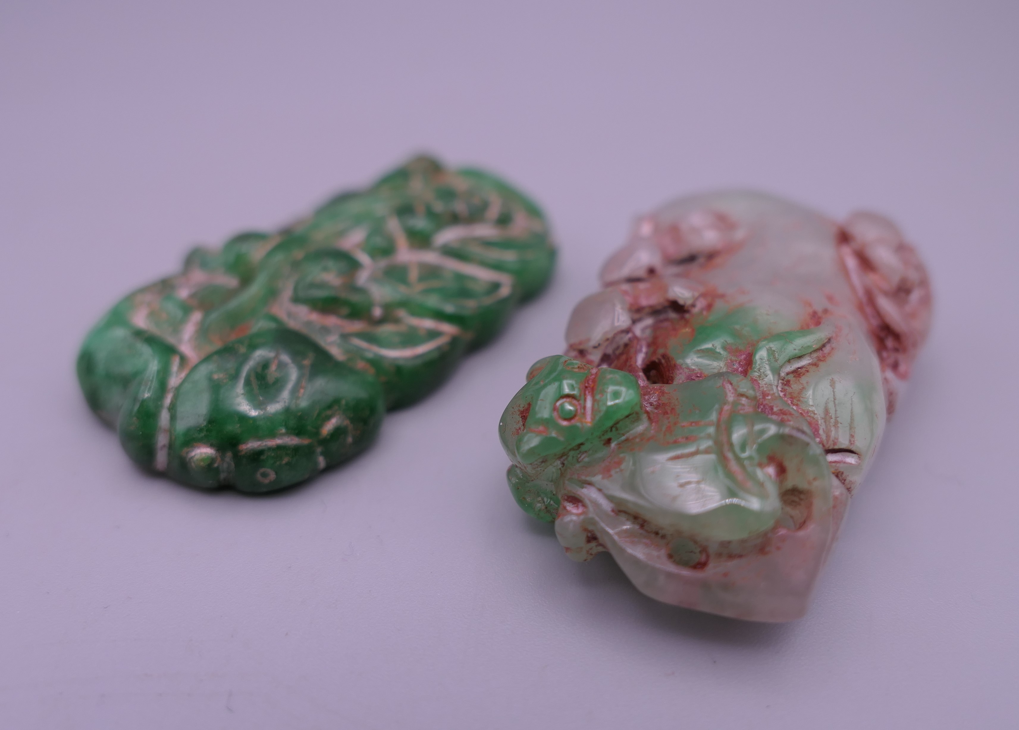 Two Chinese carved jade pendants. The largest 5.75 cm high. - Image 6 of 6