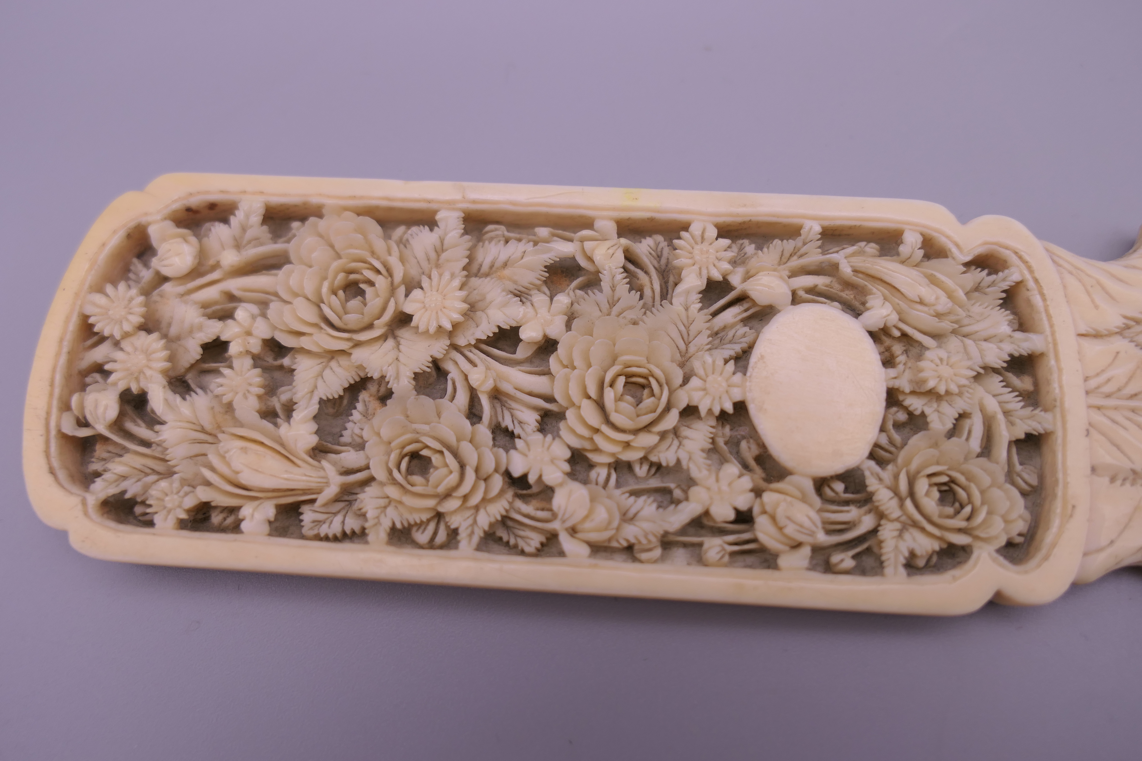 A 19th century Canton carved ivory letter opener. 32 cm long. 46.5g. - Image 3 of 10
