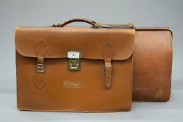 Two vintage leather bags. The largest 45 cm wide.
