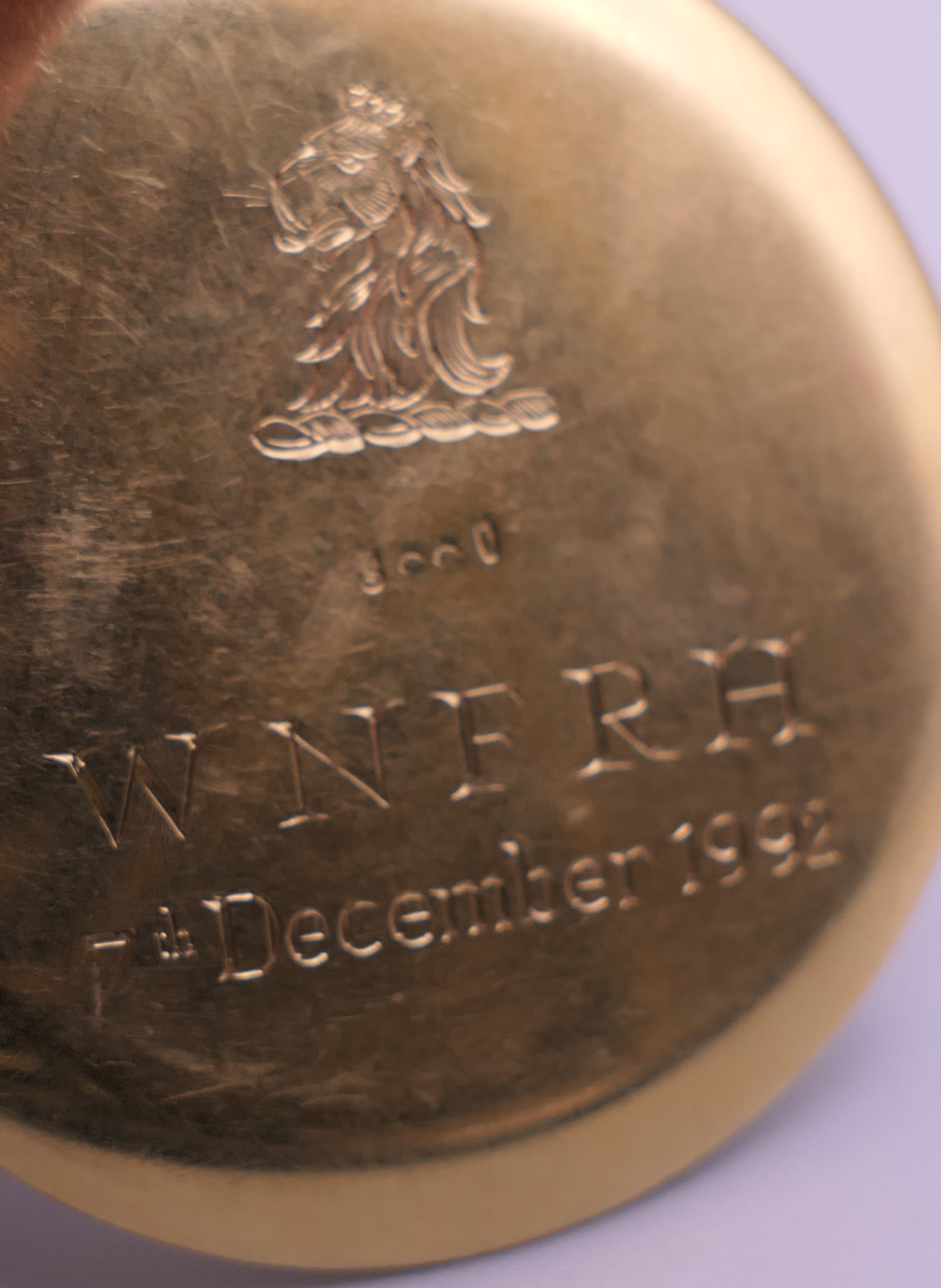 A Cartier 18 K gold open face keyless lever pocket watch, in Cartier box. 5 cm diameter. - Image 7 of 11
