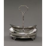 A Georgian silver cruet stand. 21 cm high. 500.8 grammes total weight.